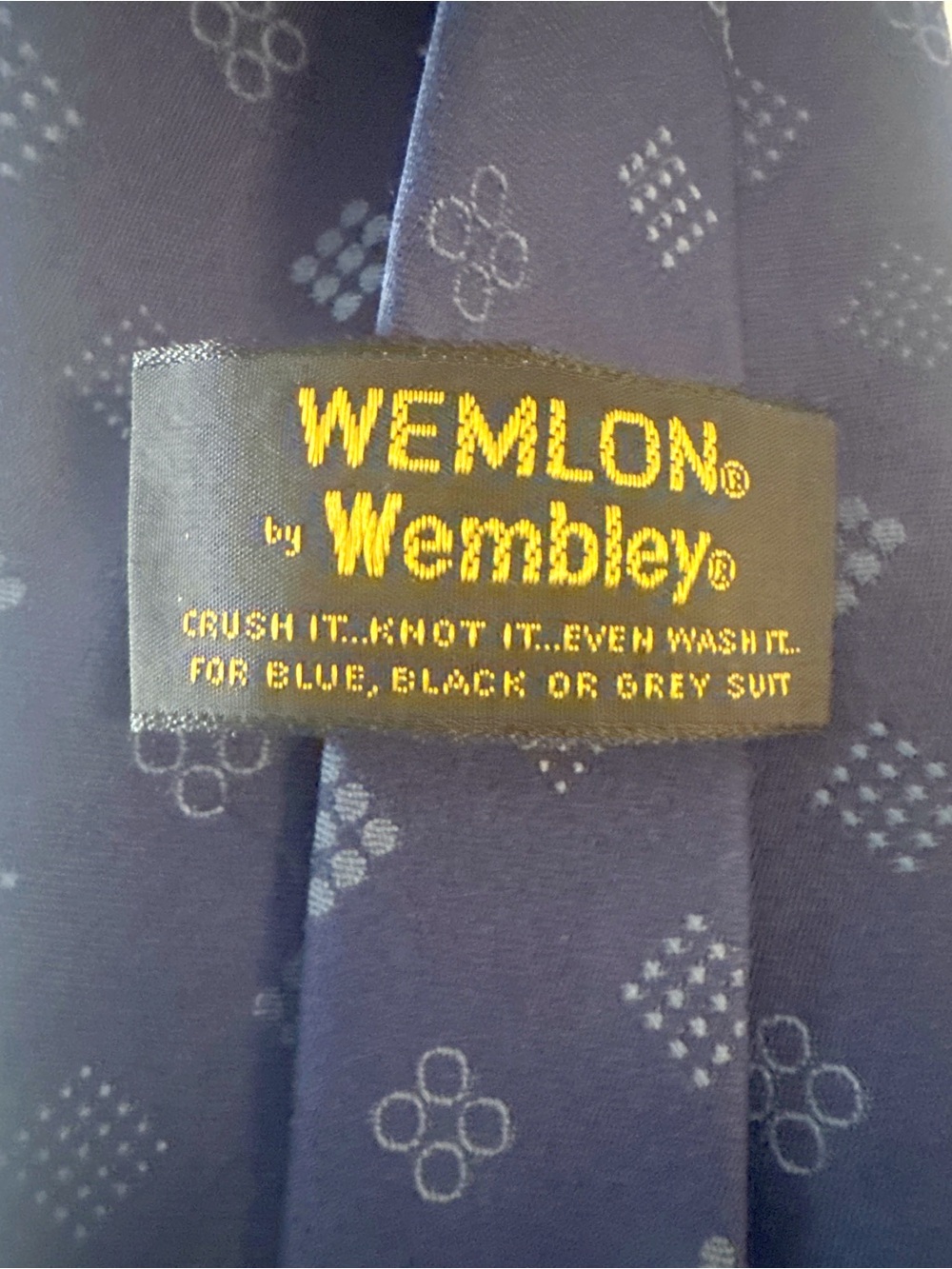 Wemlon by Wembley Navy Blue Geometric Diamond Necktie Vintage Classic Tie - Picture 5 of 6